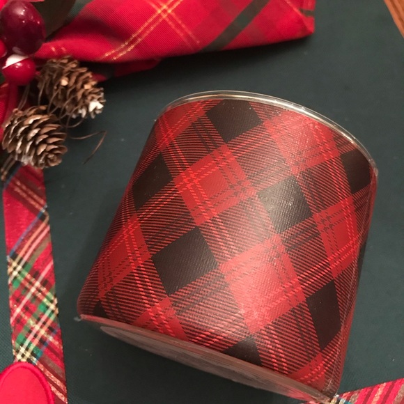 Bath & Body Works Tis the Season 3/W Candle - Picture 4 of 4